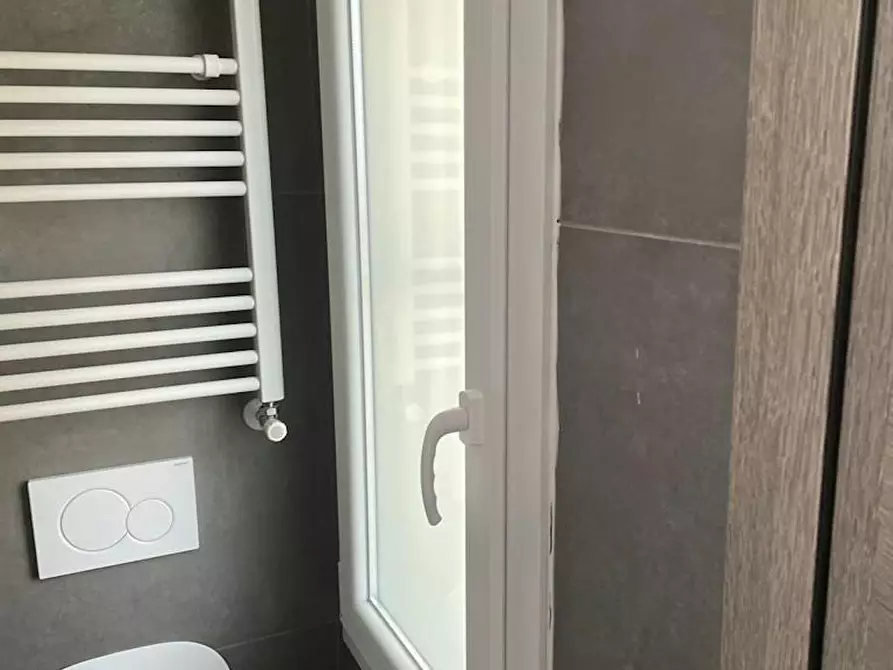 Immagine 6 di Camera in affitto  in Via Tarvisio a Torino