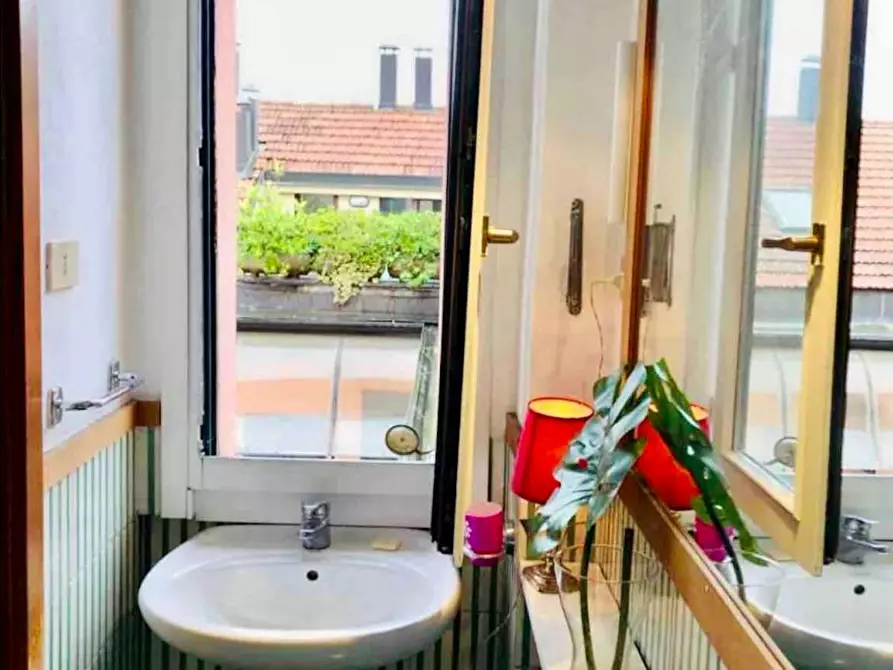 Immagine 4 di Appartamento in affitto  in Viale Premuda a Milano