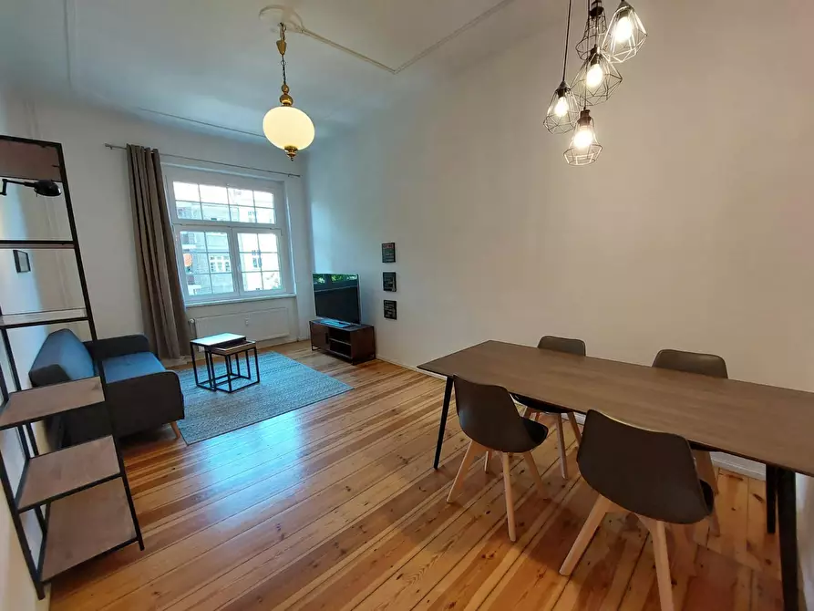 Immagine 6 di Appartamento in affitto  in Elsenstraße a Berlin