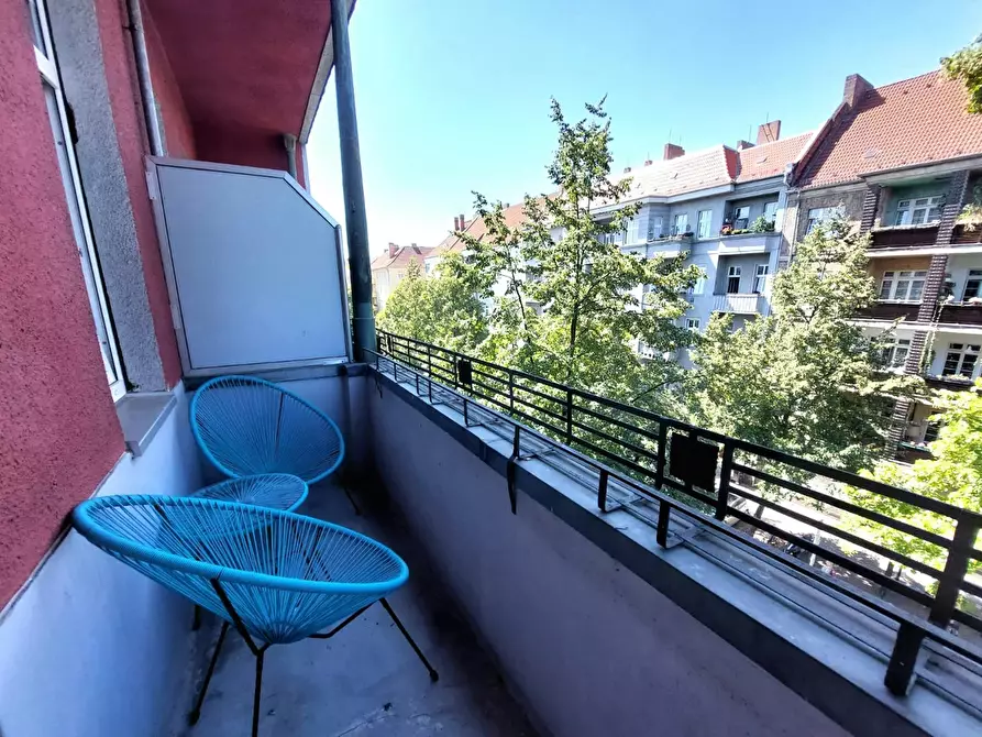 Immagine 1 di Appartamento in affitto  in Elsenstraße a Berlin