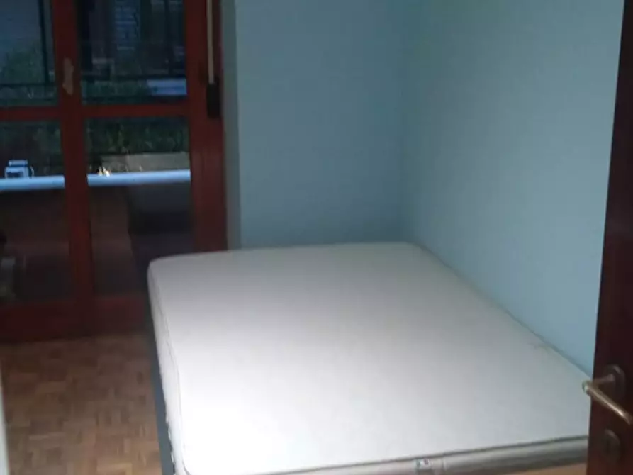 Immagine 3 di Camera in affitto  in Via di Casal Bruciato a Roma