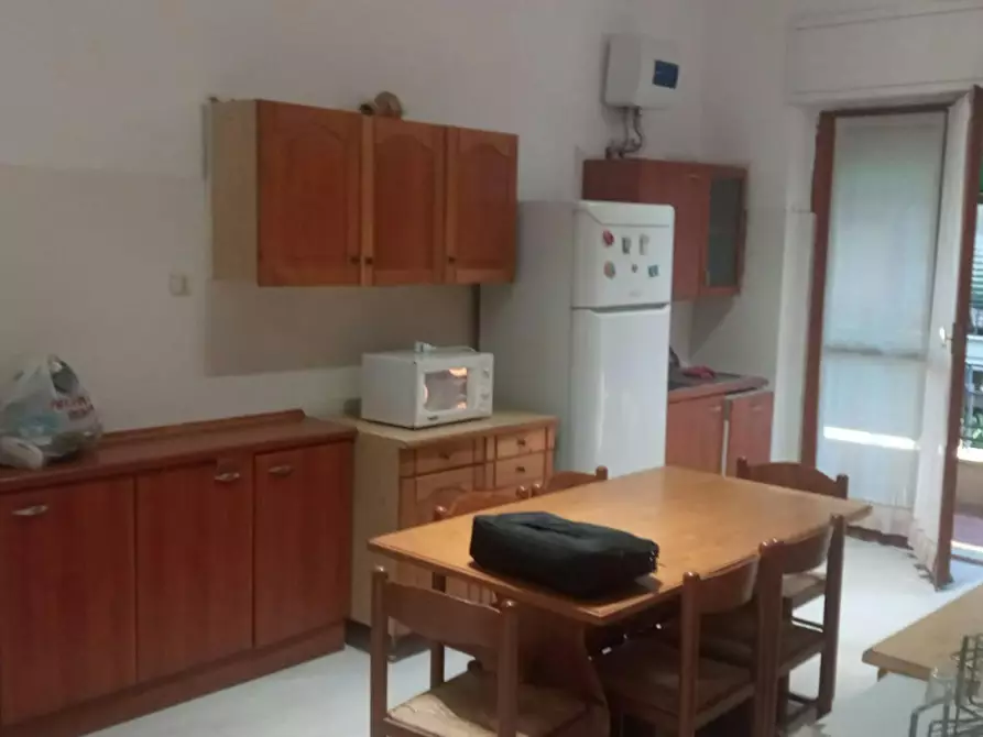 Immagine 10 di Camera in affitto  in Via di Casal Bruciato a Roma