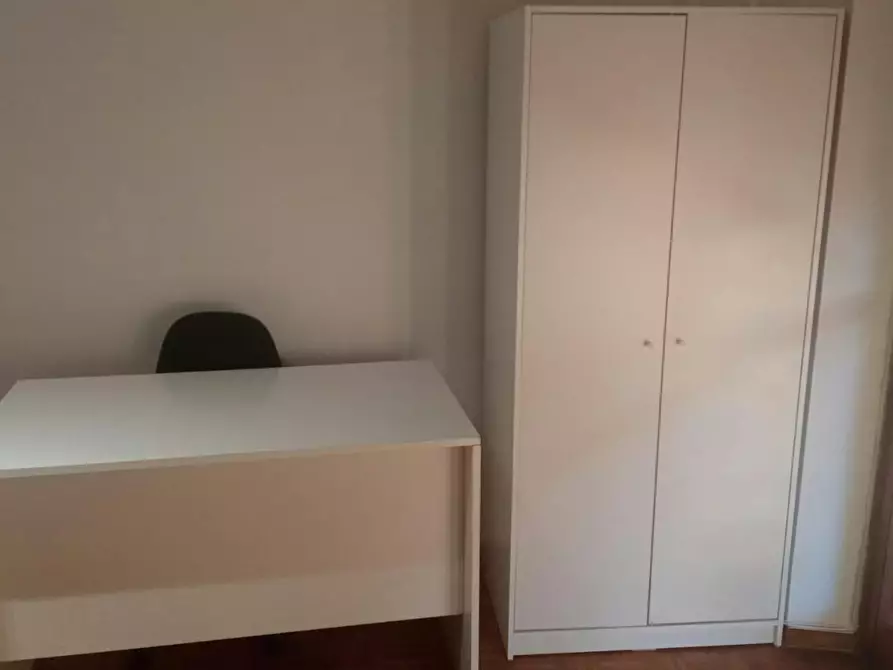 Immagine 1 di Camera in affitto  in Via di Casal Bruciato a Roma