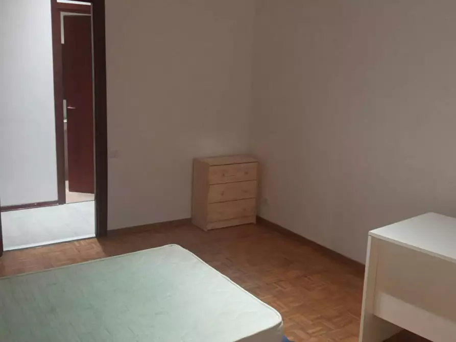 Immagine 6 di Camera in affitto  in Via di Casal Bruciato a Roma