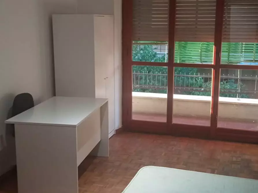 Immagine 5 di Camera in affitto  in Via di Casal Bruciato a Roma
