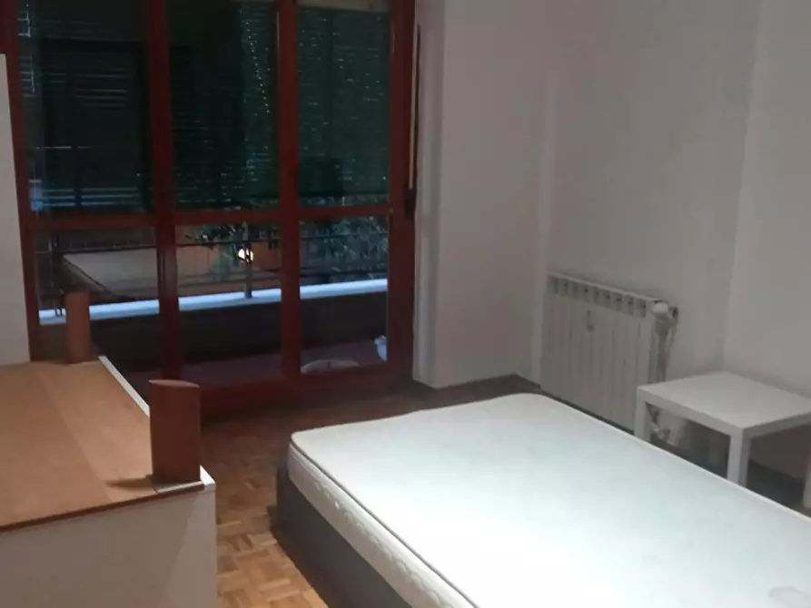 Immagine 8 di Camera in affitto  in Via di Casal Bruciato a Roma