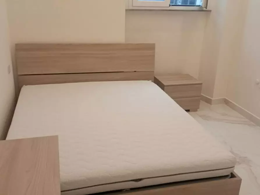 Immagine 1 di Camera in affitto  in Via Belluno a Roma