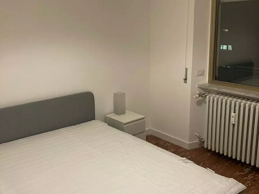 Immagine 3 di Camera in affitto  in Via Macedonia a Roma