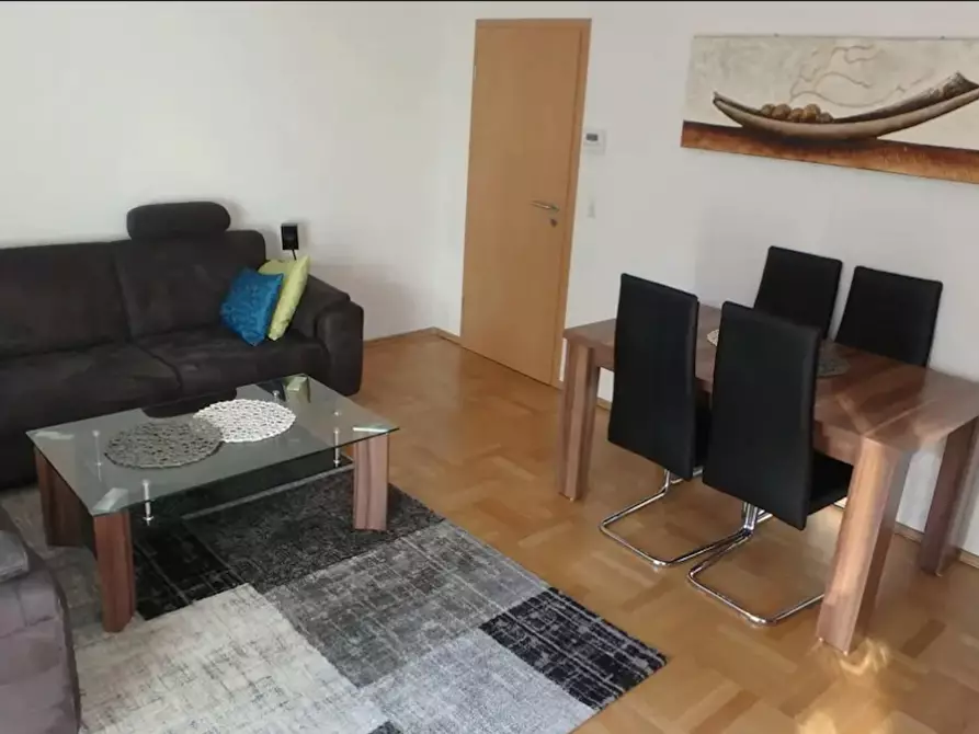 Immagine 3 di Appartamento in affitto  in Galileistraße a Stuttgart Rohr