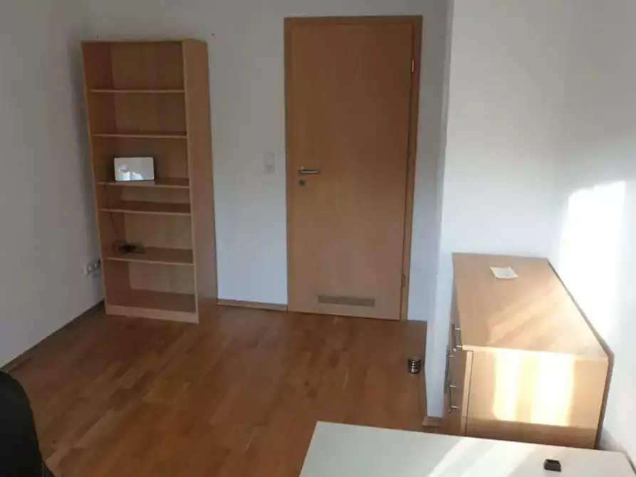 Immagine 10 di Appartamento in affitto  in Galileistraße a Stuttgart Rohr