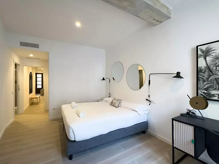 Immagine 8 di Appartamento in affitto  in Carrer de Sant Pere Més Baix a Barcelona