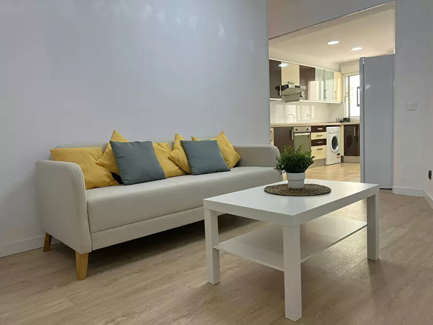 Immagine 10 di Camera in affitto  in Carrer Reverend José María Pinazo a Valencia