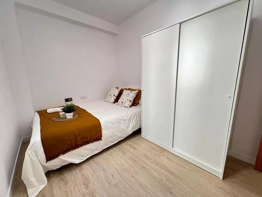 Immagine 3 di Camera in affitto  in Carrer Reverend José María Pinazo a Valencia