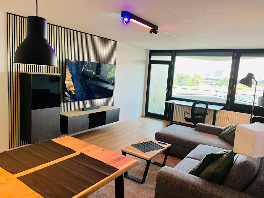 Immagine 4 di Appartamento in affitto  in Konrad-Adenauer-Ufer a Köln
