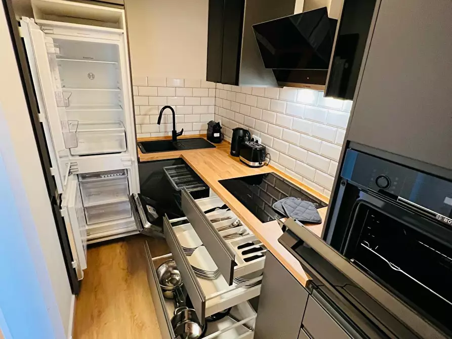 Immagine 10 di Appartamento in affitto  in Konrad-Adenauer-Ufer a Köln