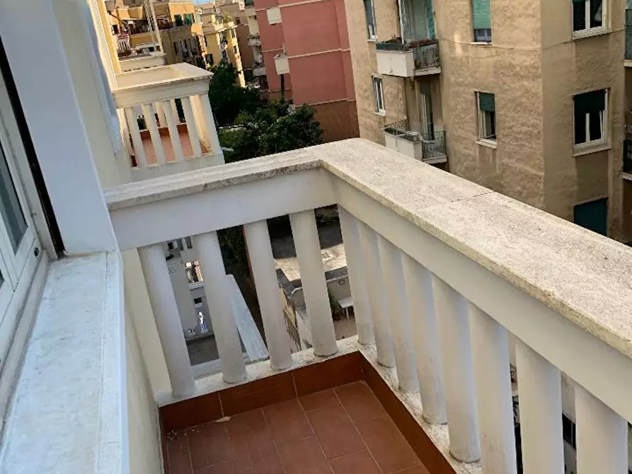Immagine 10 di Appartamento in affitto  in Via Giovanni da Procida a Roma