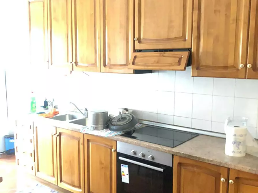 Immagine 2 di Appartamento in affitto  in Via Giovanni da Procida a Roma