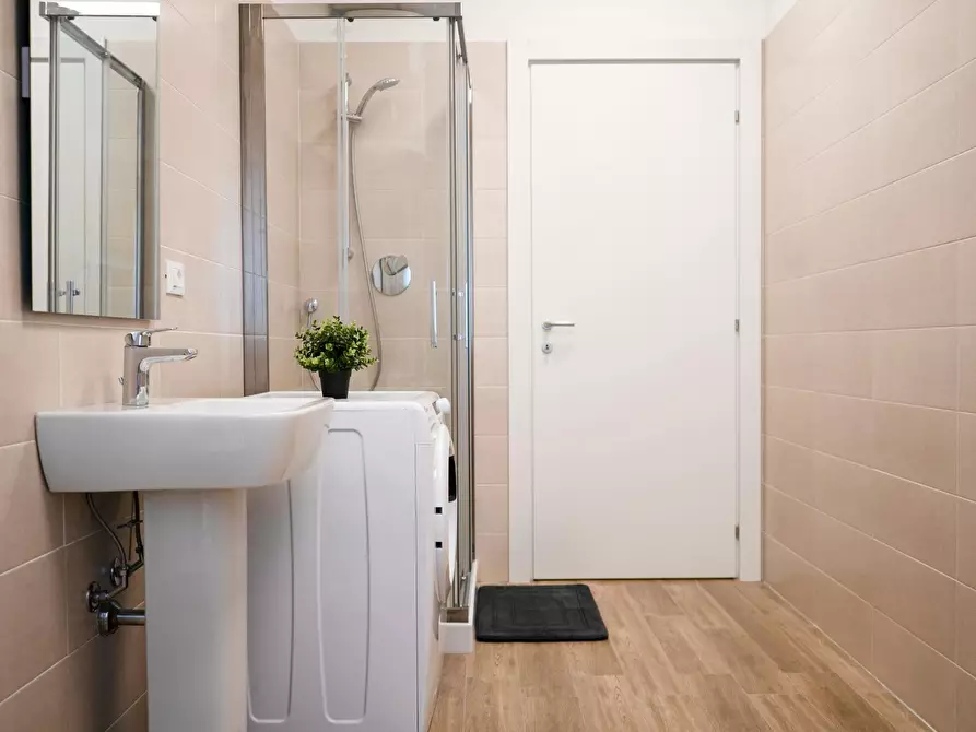 Immagine 5 di Camera in affitto  in Via Andrea Palladio a Milano