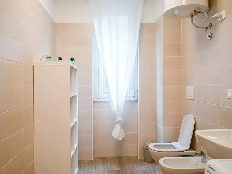 Immagine 5 di Camera in affitto  in Via Andrea Palladio a Milano