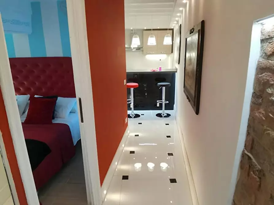 Immagine 3 di Camera in affitto  in Via delle Belle Donne a Firenze