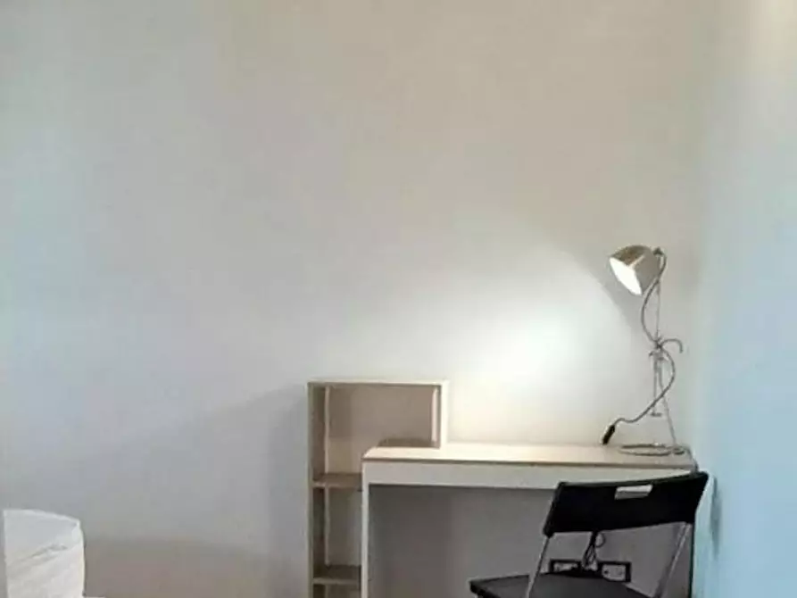 Immagine 2 di Camera in affitto  in Via Monte Sabotino a Paderno Dugnano