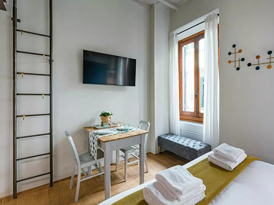 Immagine 6 di Appartamento in affitto  in Via dell'Amorino a Firenze