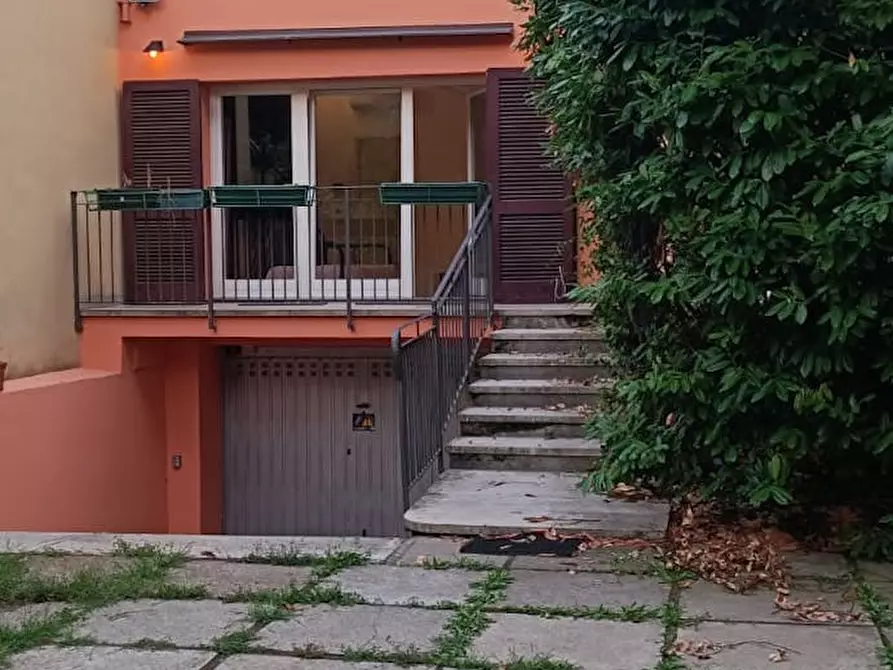 Immagine 1 di Appartamento in affitto  in Via Castiglione a Bologna