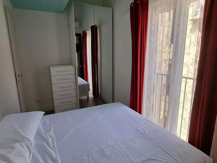 Immagine 2 di Camera in affitto  in Via dei Martiri del Popolo a Firenze