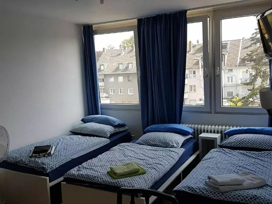 Immagine 5 di Appartamento in affitto  in Bochumer Straße a Köln