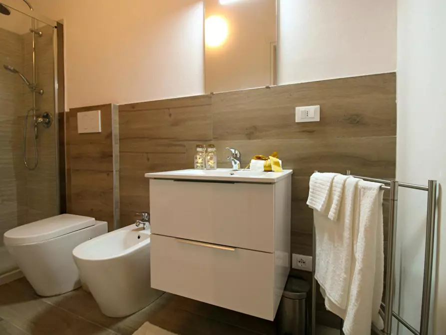 Immagine 4 di Camera in affitto  in Via Alessandro Menganti a Bologna