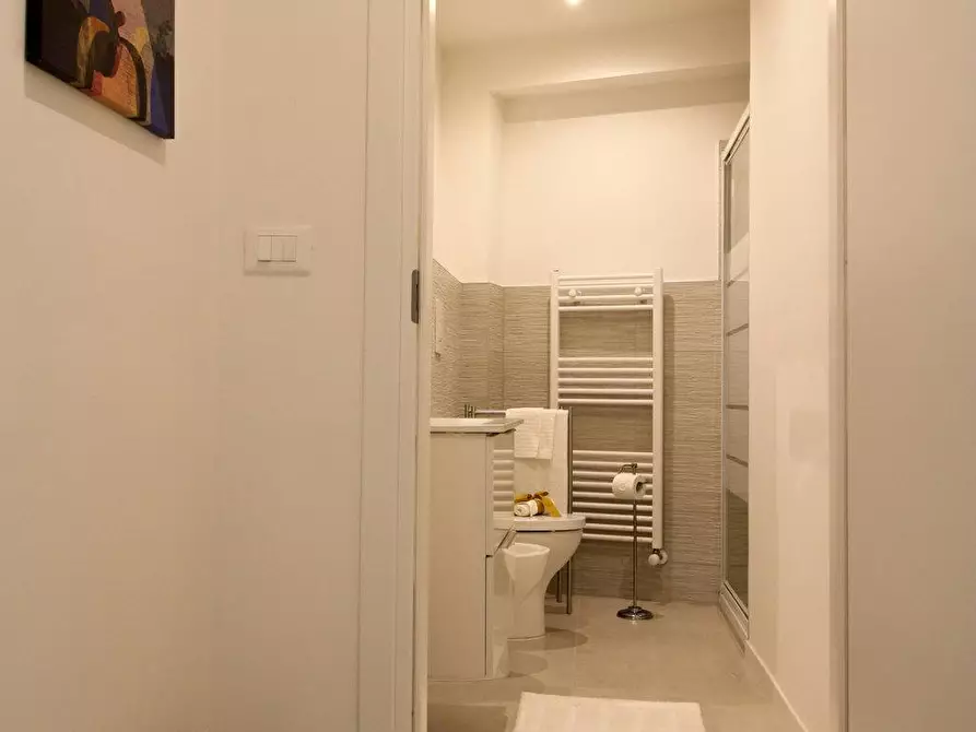 Immagine 4 di Camera in affitto  in Via Alessandro Menganti a Bologna