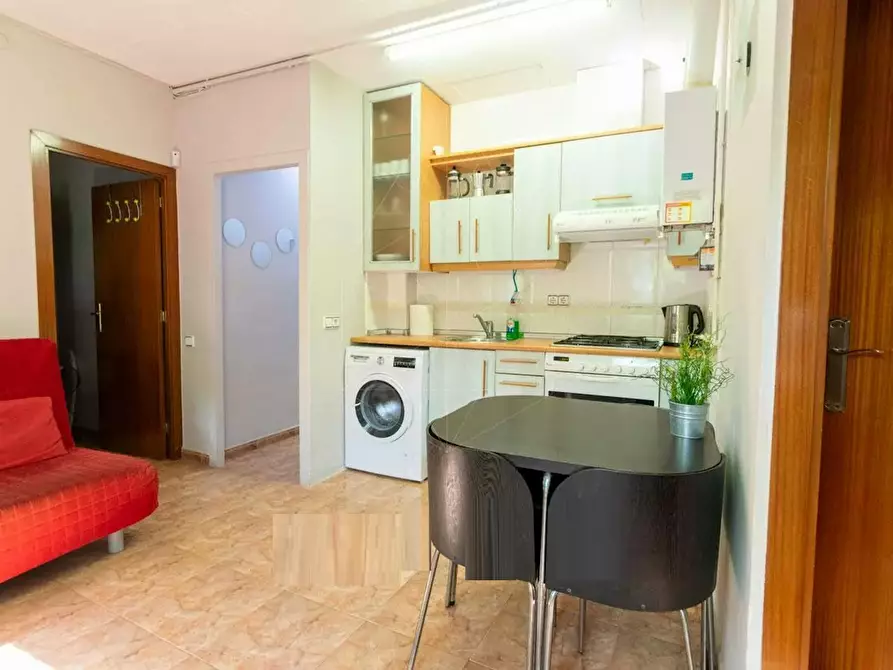 Immagine 5 di Appartamento in affitto  in Carrer del Marquès de la Mina a Barcelona
