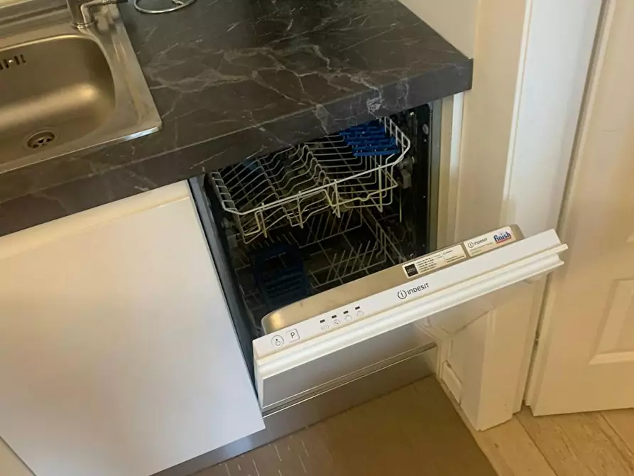 Immagine 7 di Appartamento in affitto  in Via Giuseppe Verdi a Firenze