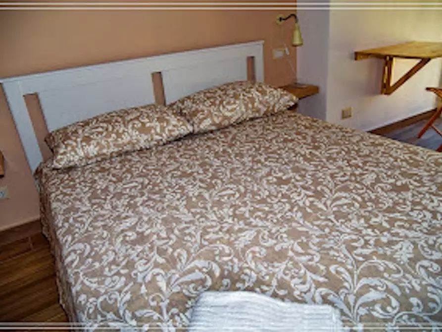 Immagine 3 di Camera in affitto  in Via Fanti a Porto Empedocle