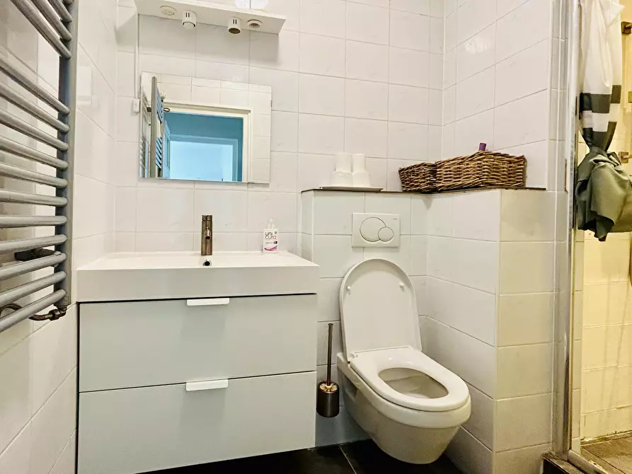 Immagine 9 di Appartamento in affitto  in Jacob van Akenstraat a Rotterdam