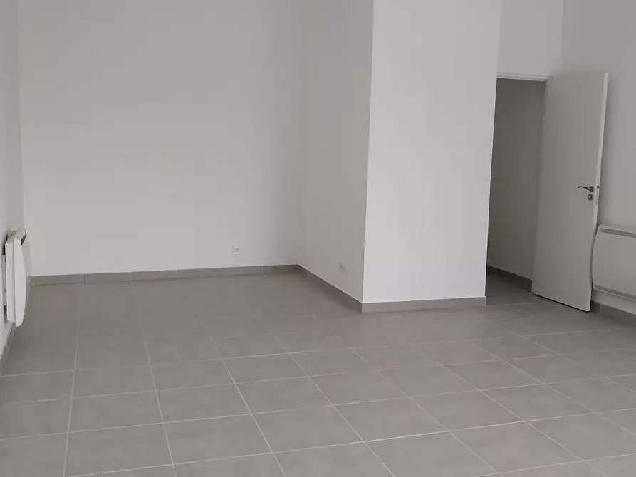 Immagine 4 di Casa indipendente in affitto  in Place Wilson a Wavrechain-sous-Denain