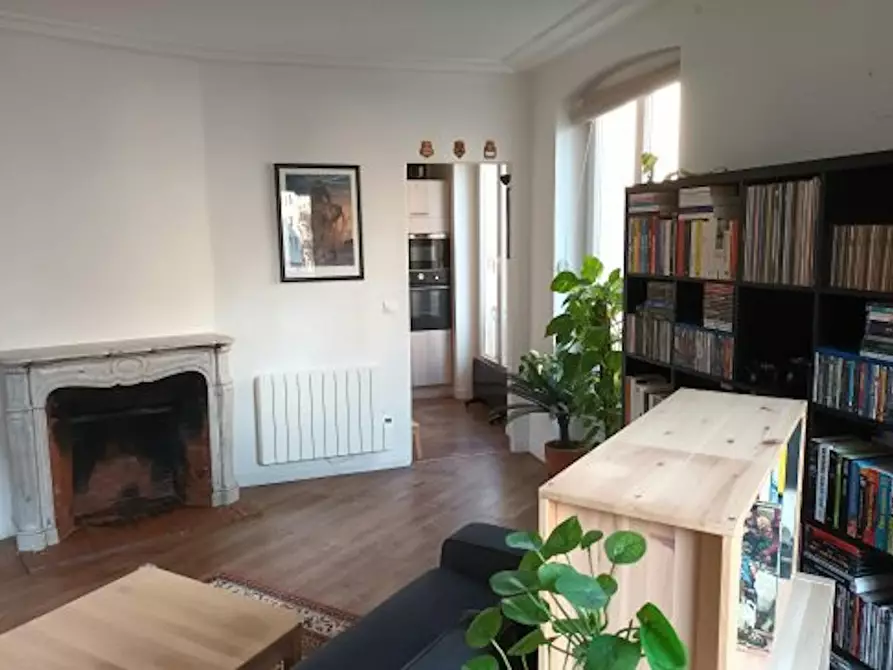 Immagine 2 di Appartamento in affitto  in Rue Marcadet a Paris 18