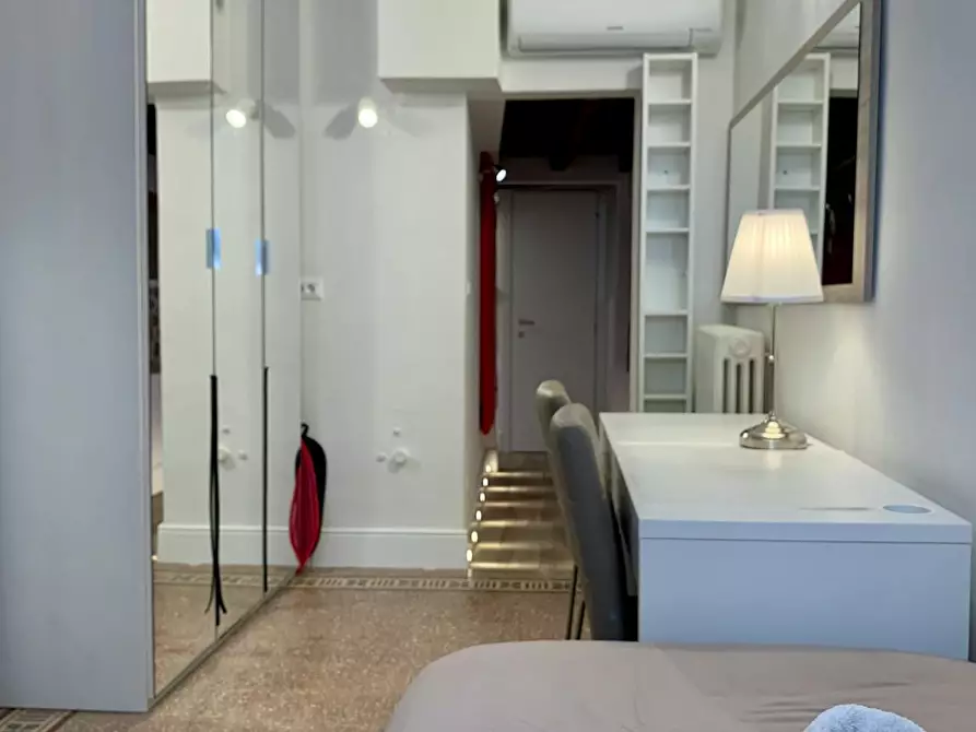 Immagine 7 di Camera condivisa in affitto  in Via San Gallo a Firenze