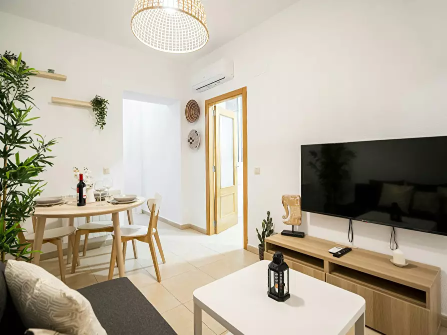 Immagine 3 di Appartamento in affitto  in Calle de las Infantas a Madrid