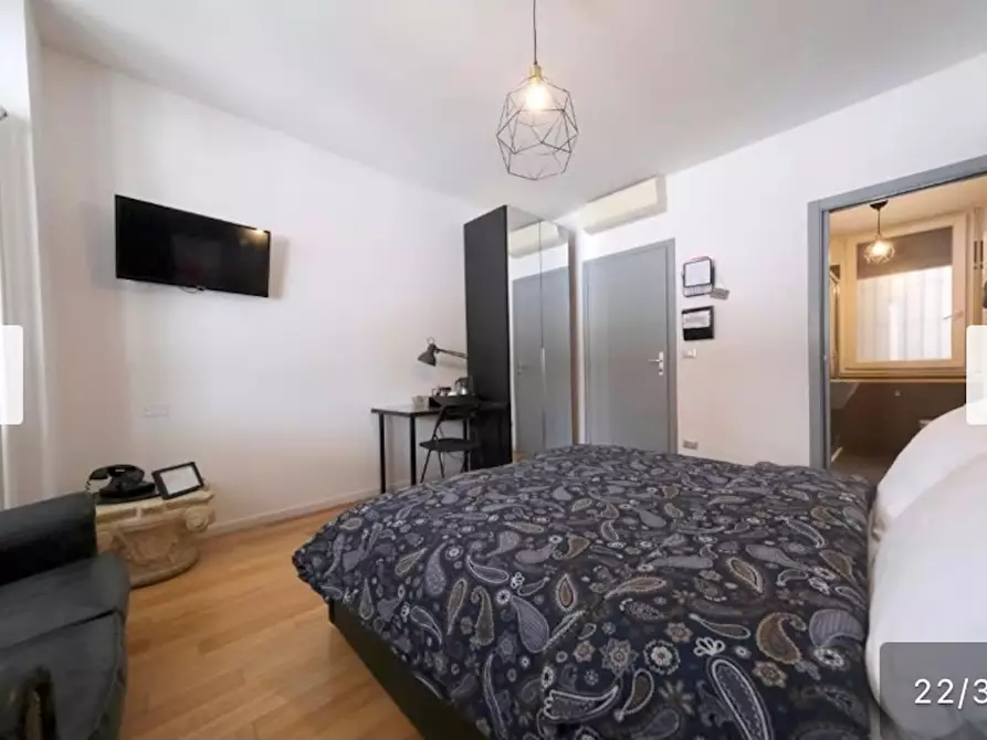 Immagine 5 di Camera in affitto  in Via dell'Indipendenza a Bologna