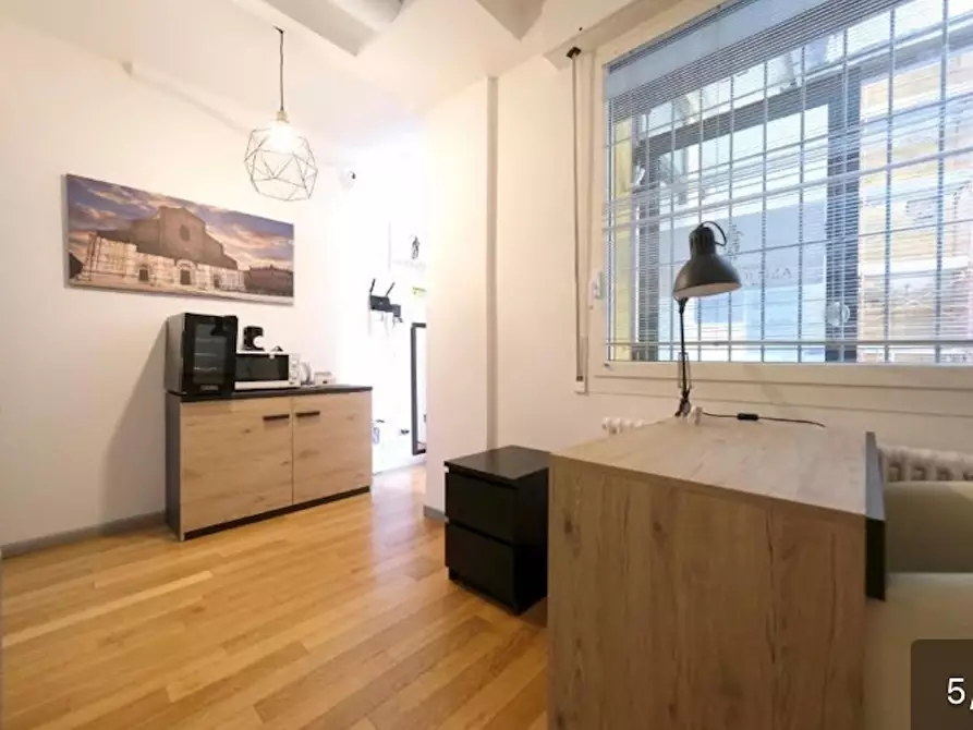 Immagine 2 di Camera in affitto  in Via dell'Indipendenza a Bologna