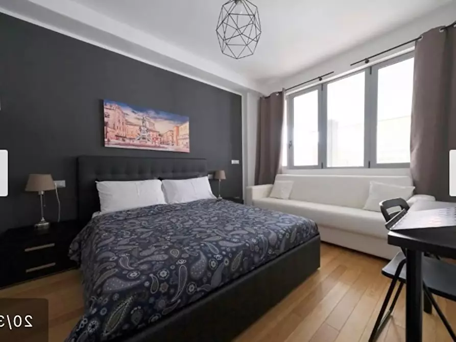 Immagine 3 di Camera in affitto  in Via dell'Indipendenza a Bologna