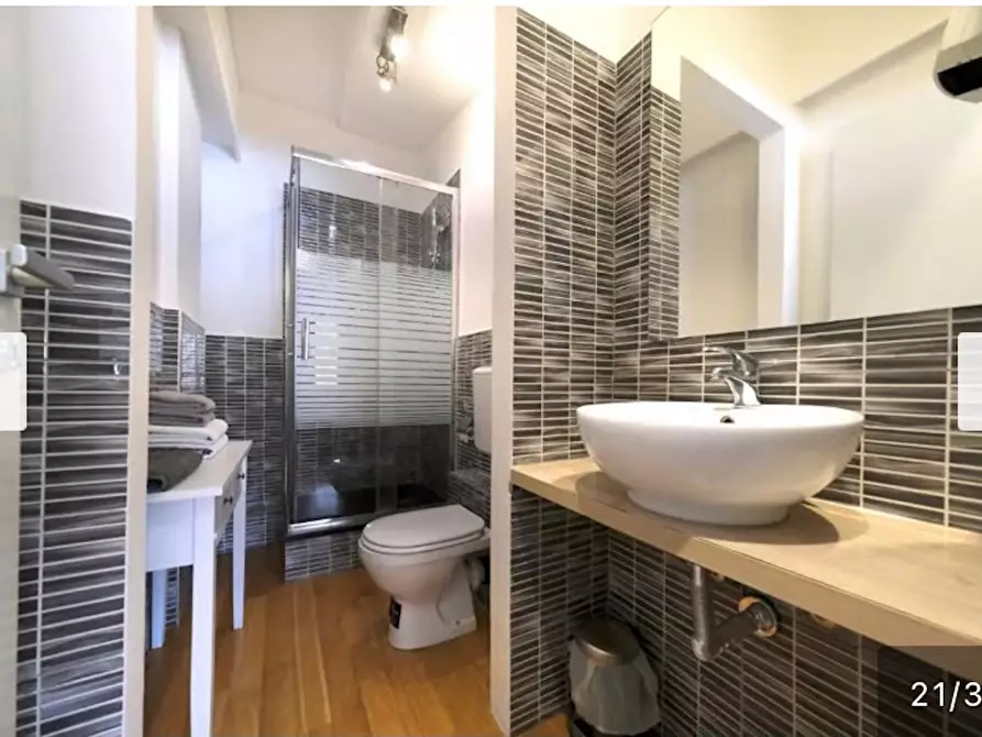 Immagine 4 di Camera in affitto  in Via dell'Indipendenza a Bologna