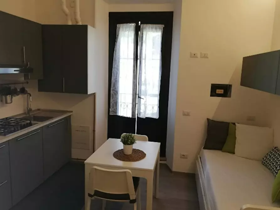 Immagine 7 di Casa indipendente in affitto  in Via Nino Oxilia a Milano