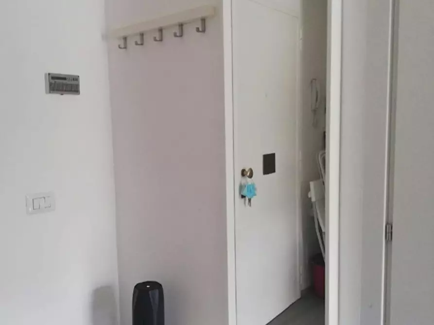 Immagine 3 di Casa indipendente in affitto  in Via Nino Oxilia a Milano