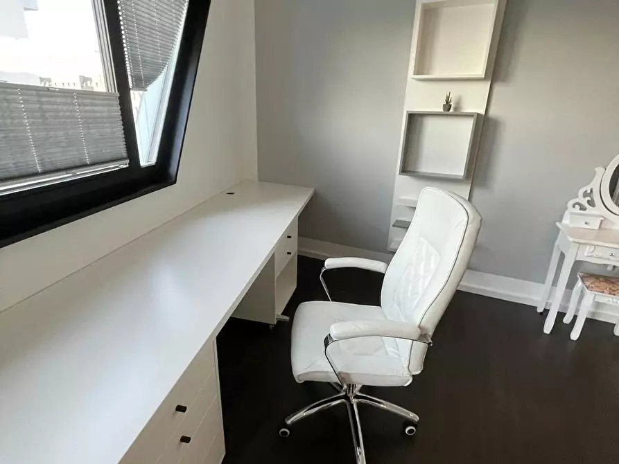 Immagine 4 di Appartamento in affitto  in Stralauer Allee a Berlin Friedrichshain