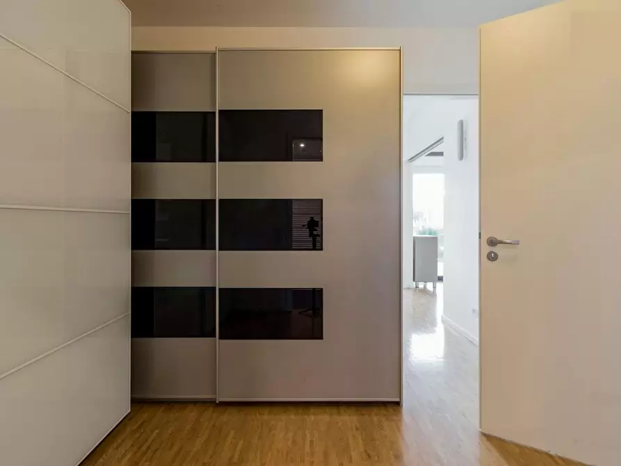 Immagine 9 di Appartamento in affitto  in Stralauer Allee a Berlin Friedrichshain