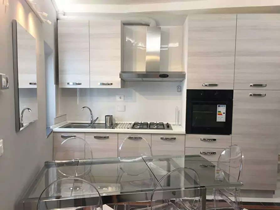 Immagine 5 di Camera condivisa in affitto  in Via Camillo Benso di Cavour a Firenze