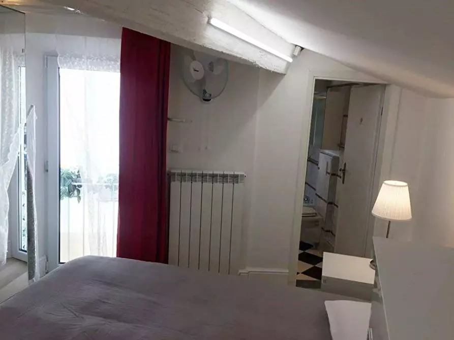 Immagine 3 di Camera condivisa in affitto  in Via Camillo Benso di Cavour a Firenze