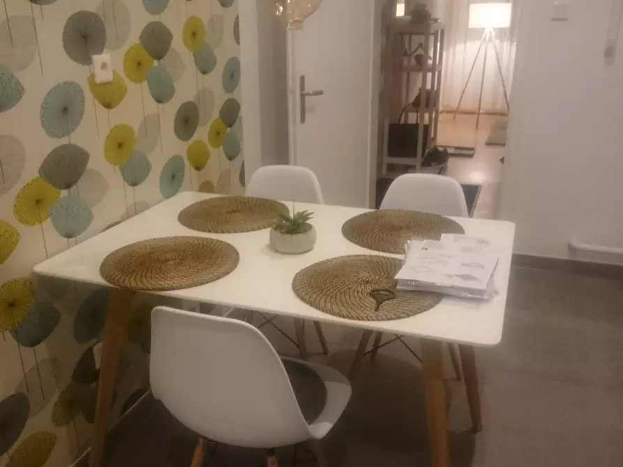 Immagine 3 di Appartamento in affitto  in Obere Karlstraße a Buckenhof